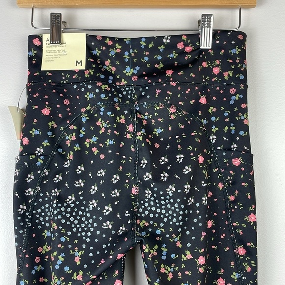 NWT Aeropostale Flex High Rise Ankle Legging SZ M Booty Enchancing Floral - Picture 7 of 11